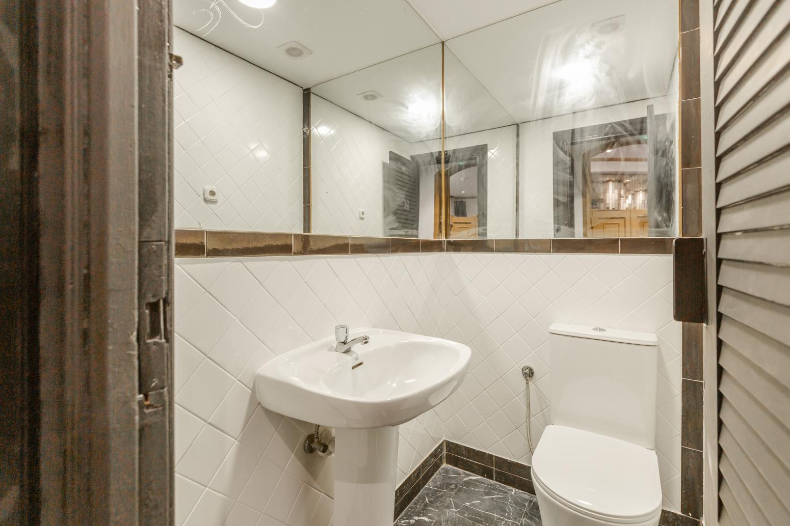 Premise for Rent in Barañain