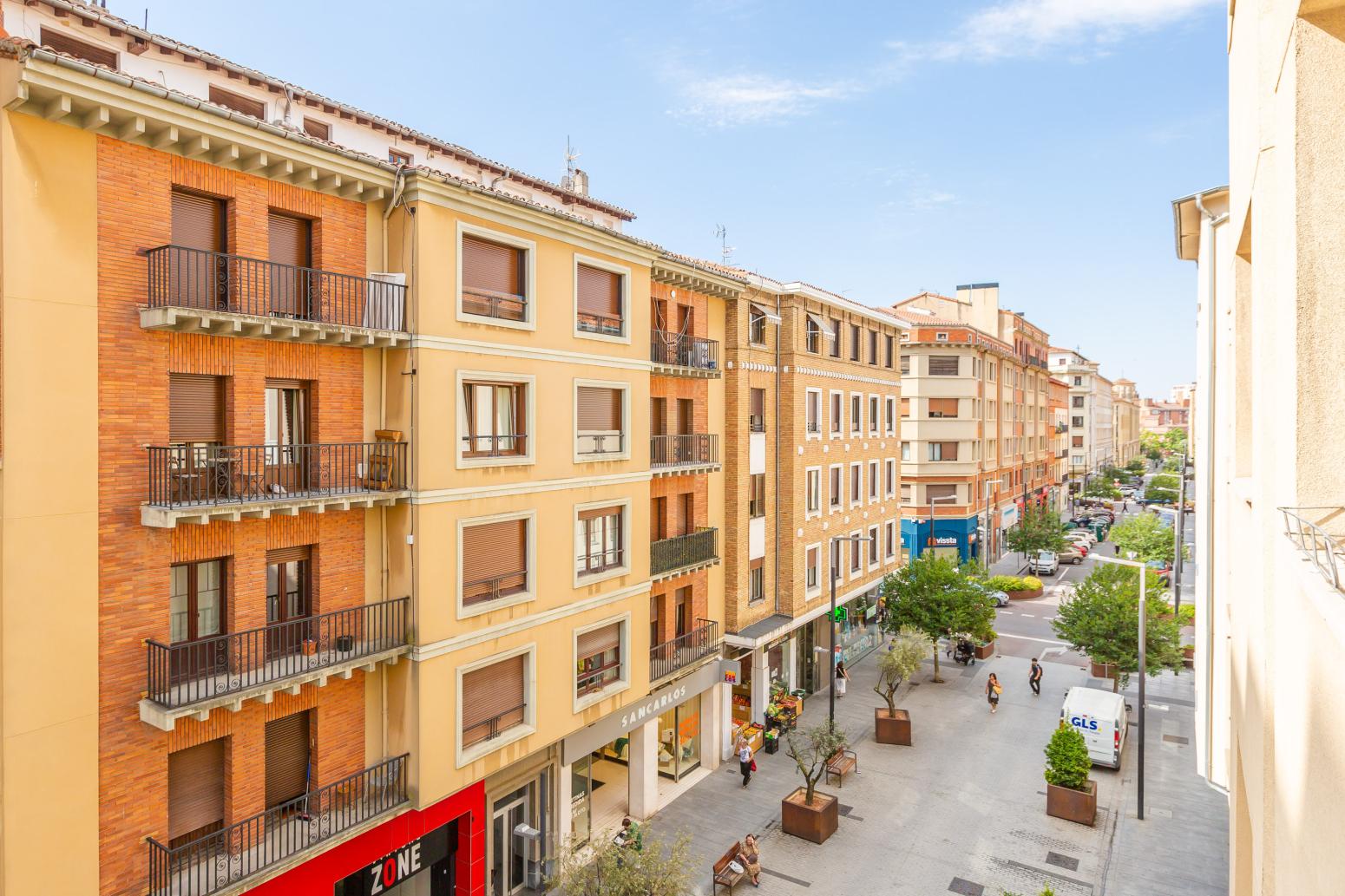 Flat for Sale in Pamplona