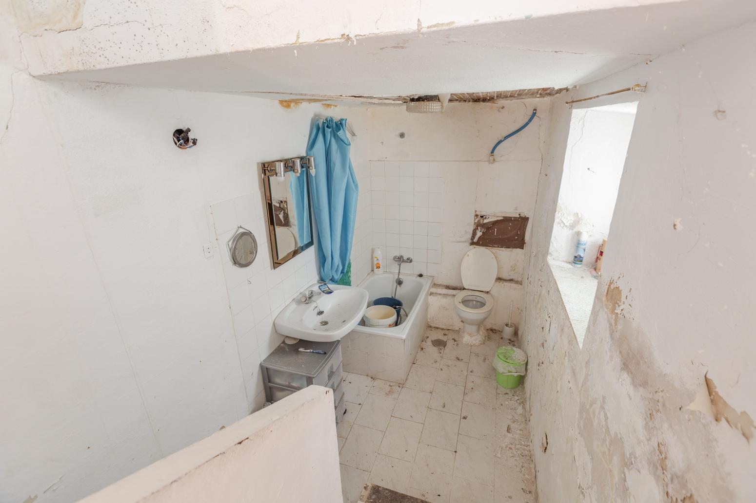 House for Sale in Yerri