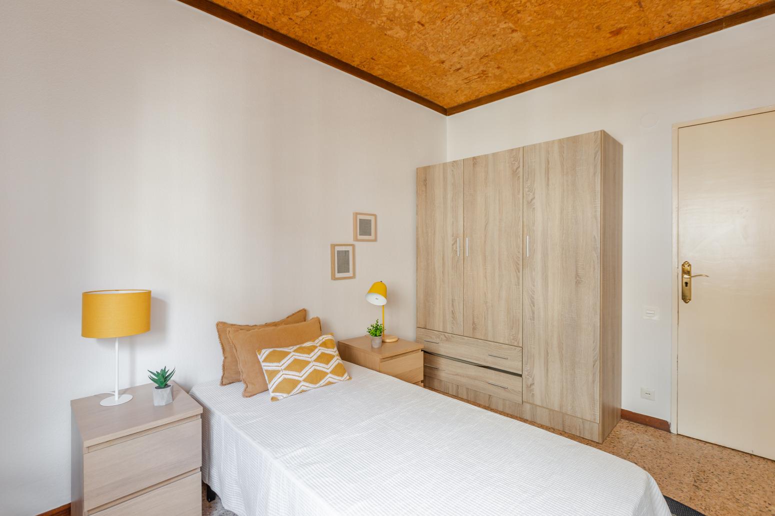 Flat for Sale in Burlada