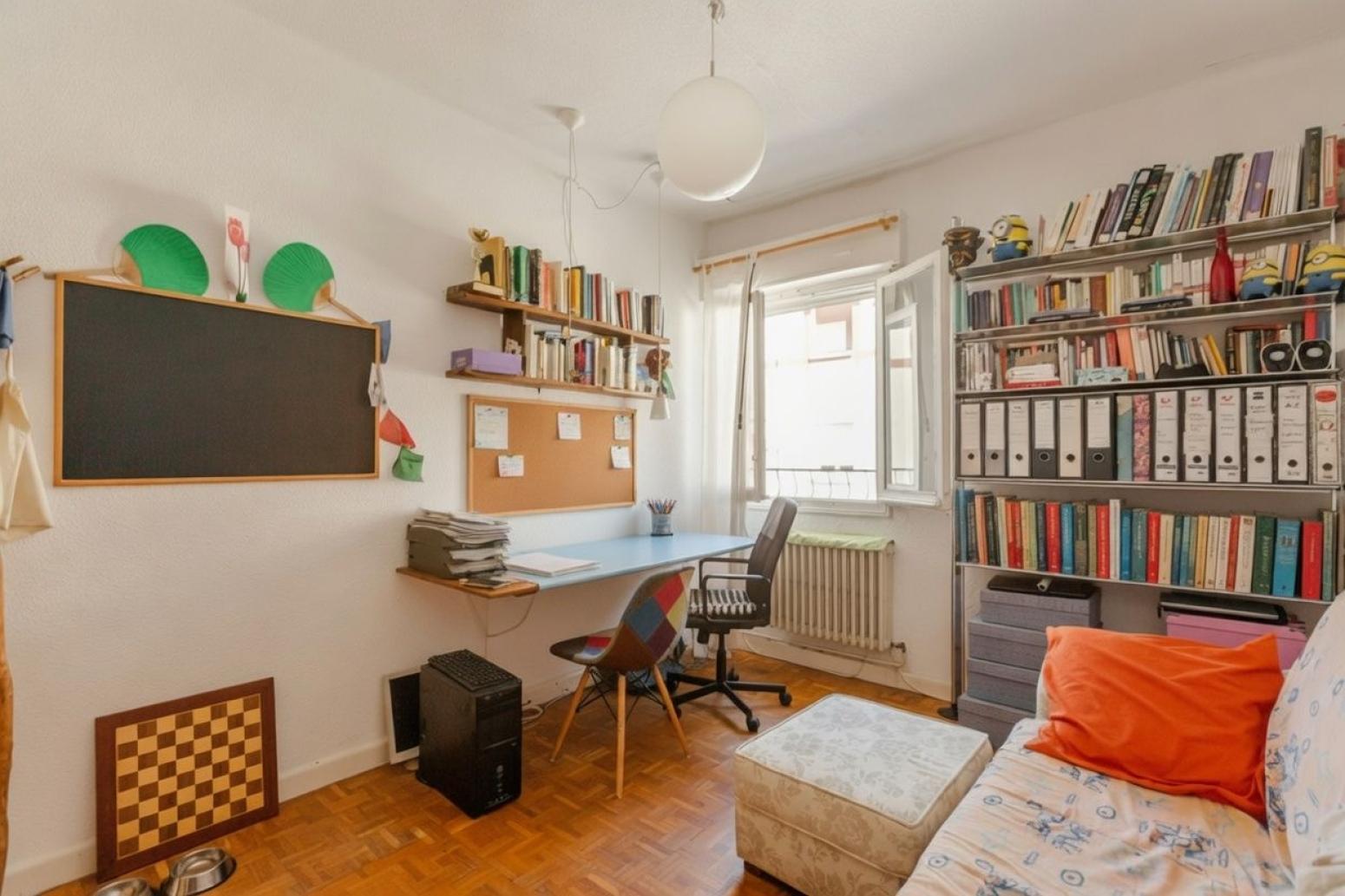 Flat for Sale in Pamplona