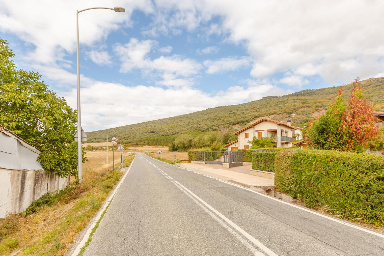 House for Sale in Aizoain