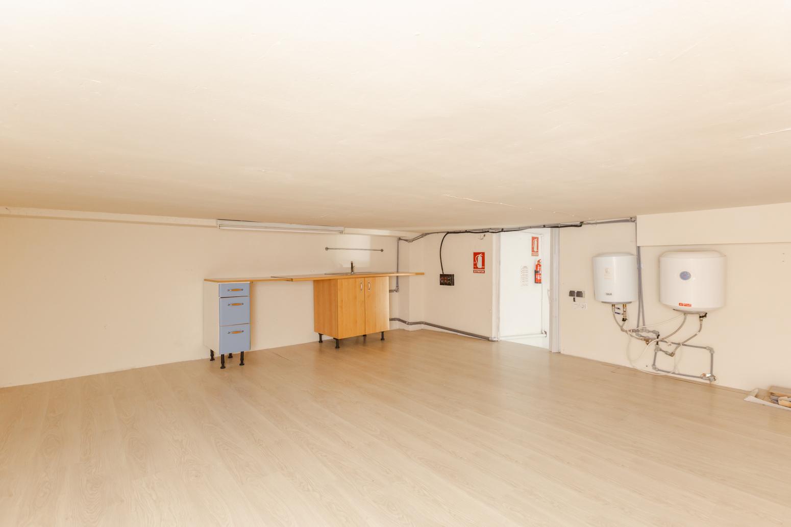 Premise for Rent in Pamplona