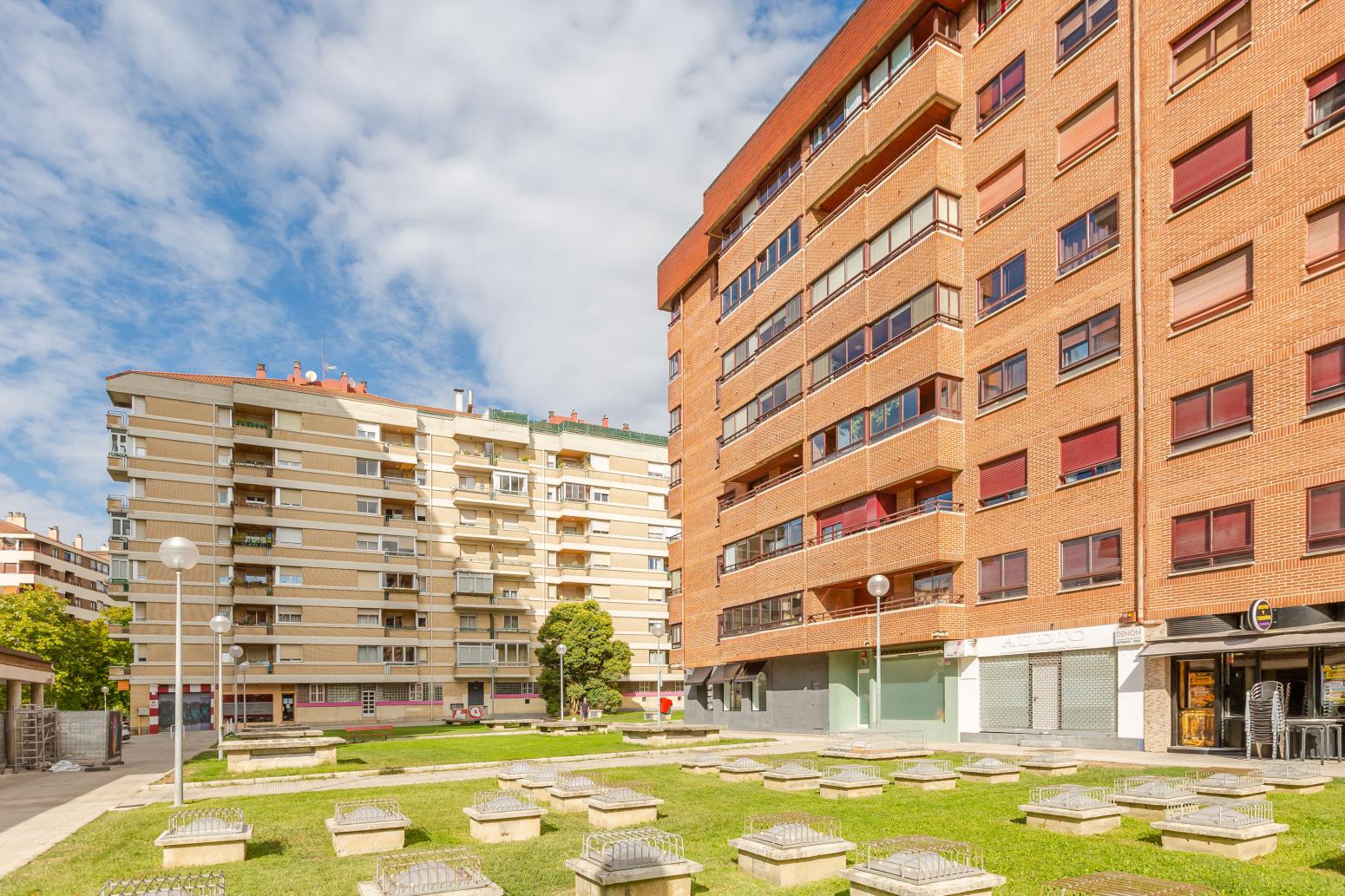 Premise for Rent in Pamplona