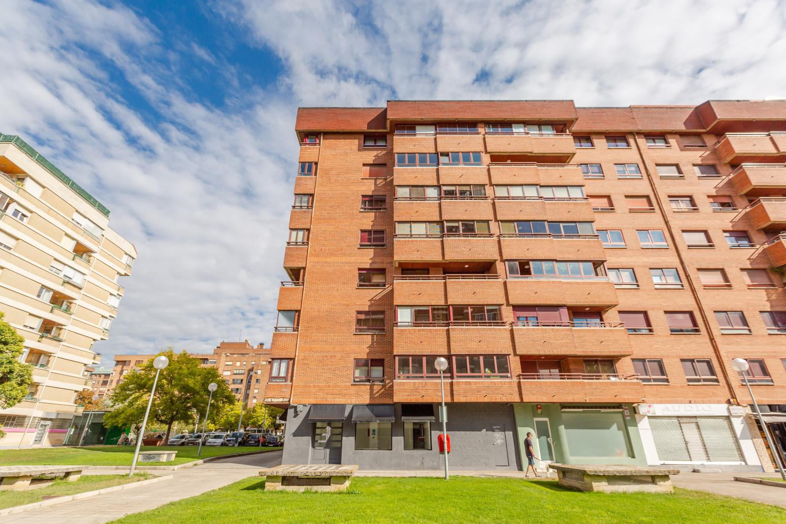 Premise for Rent in Pamplona