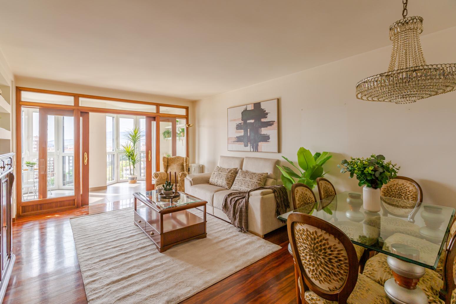 Flat for Sale in Pamplona