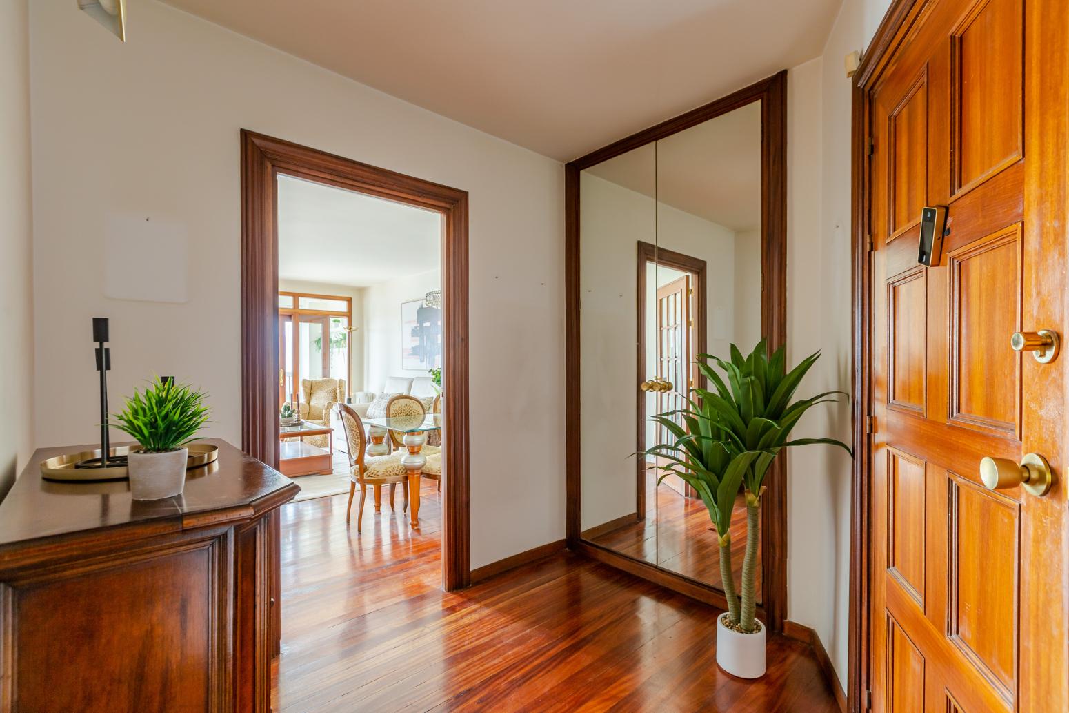 Flat for Sale in Pamplona