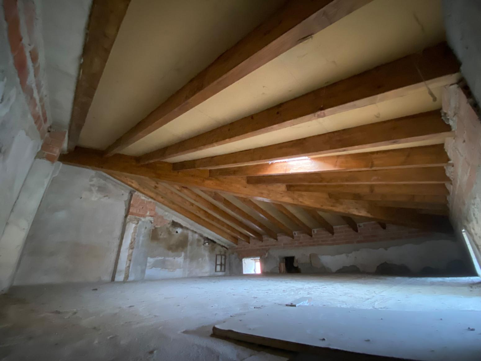 House for Sale in Allo