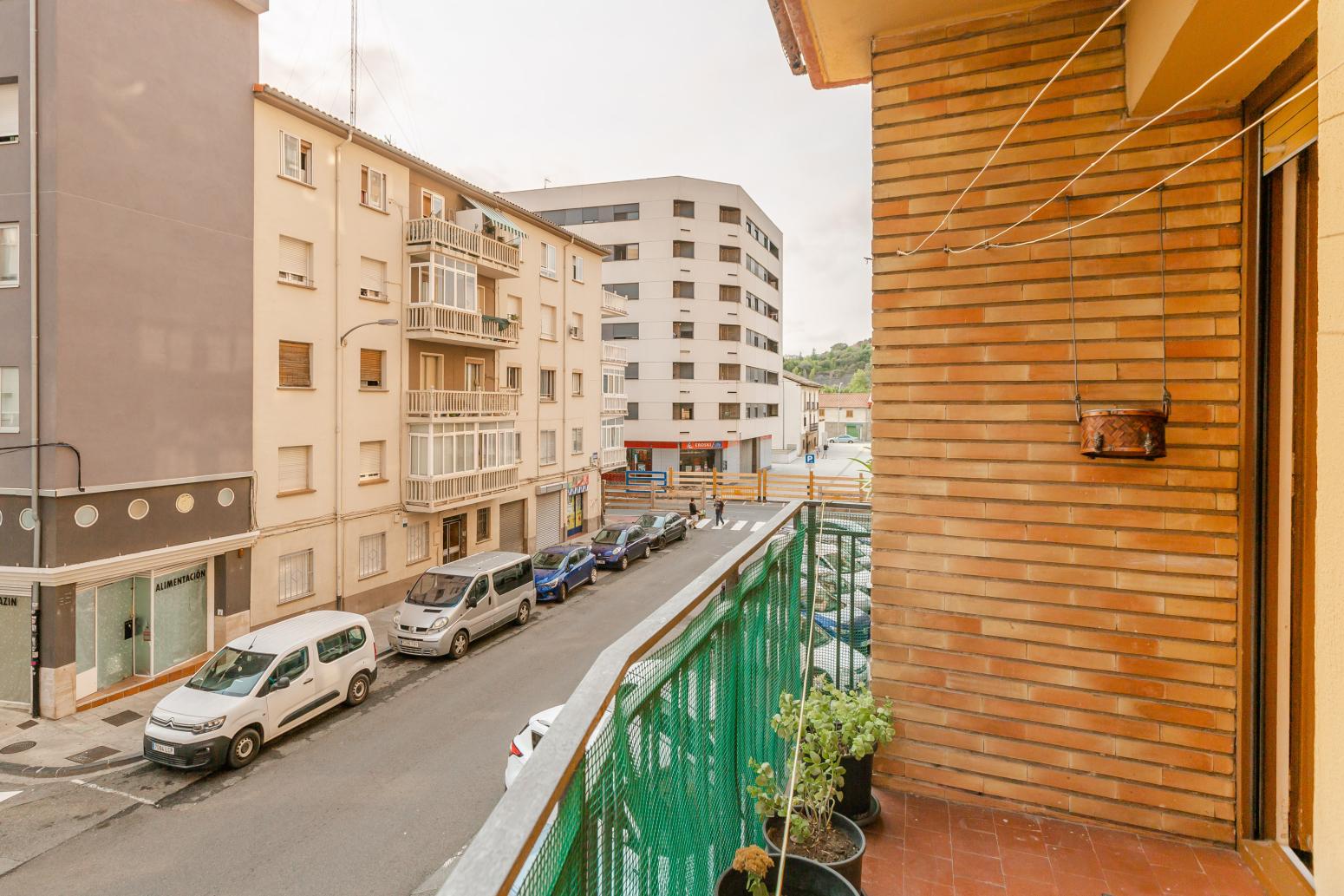 Flat for Sale in Burlada
