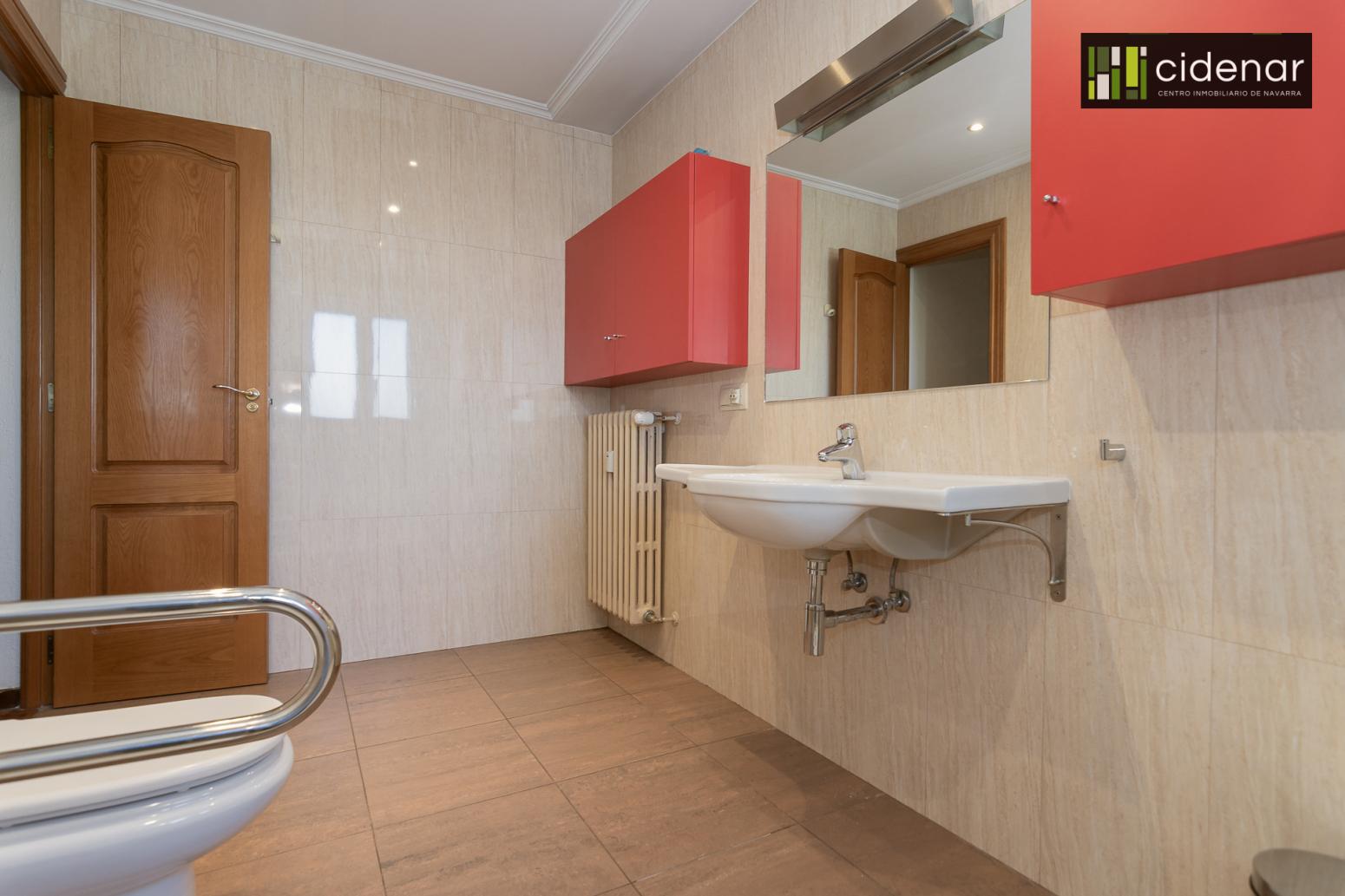 Piso en Venta en Pamplona