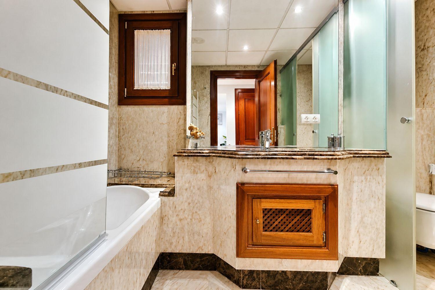 Flat for Sale in Estepona