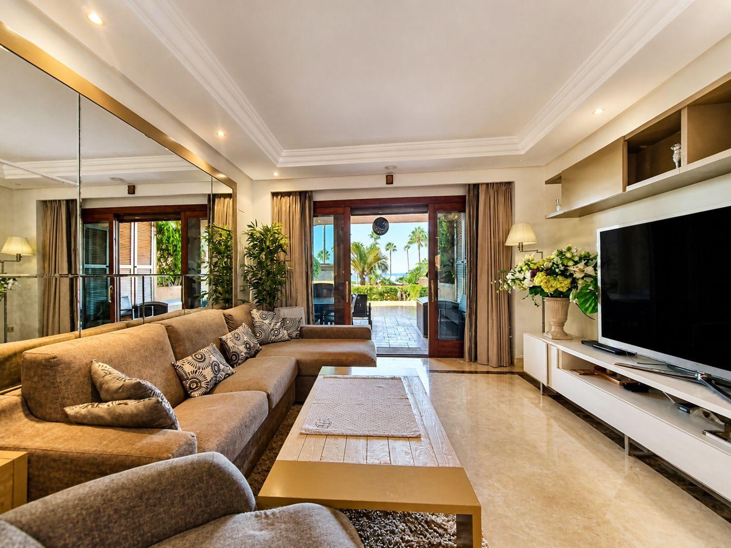 Flat for Sale in Estepona