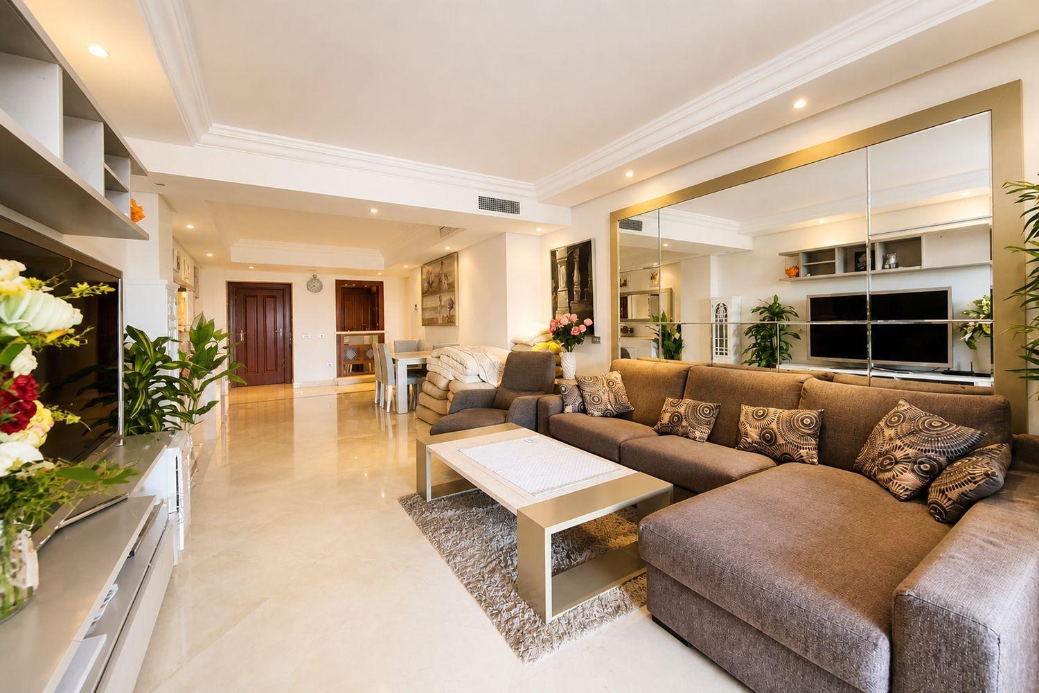Flat for Sale in Estepona