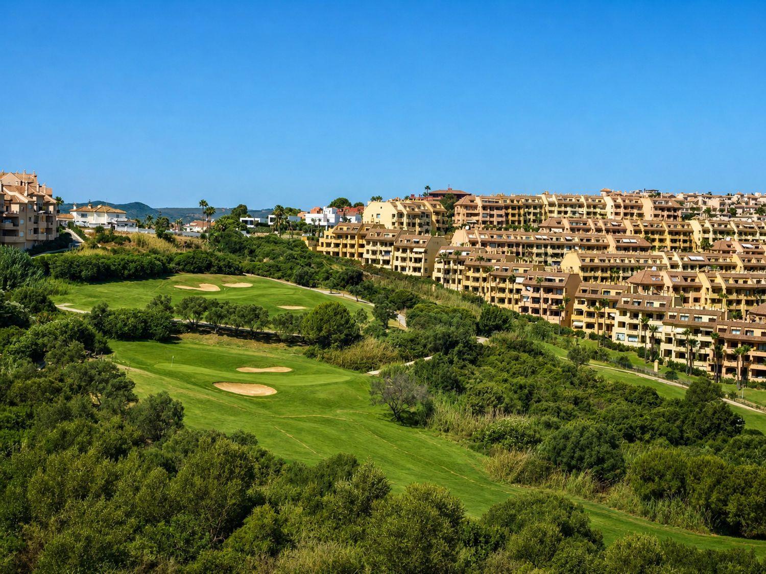 Flat for Sale in Manilva