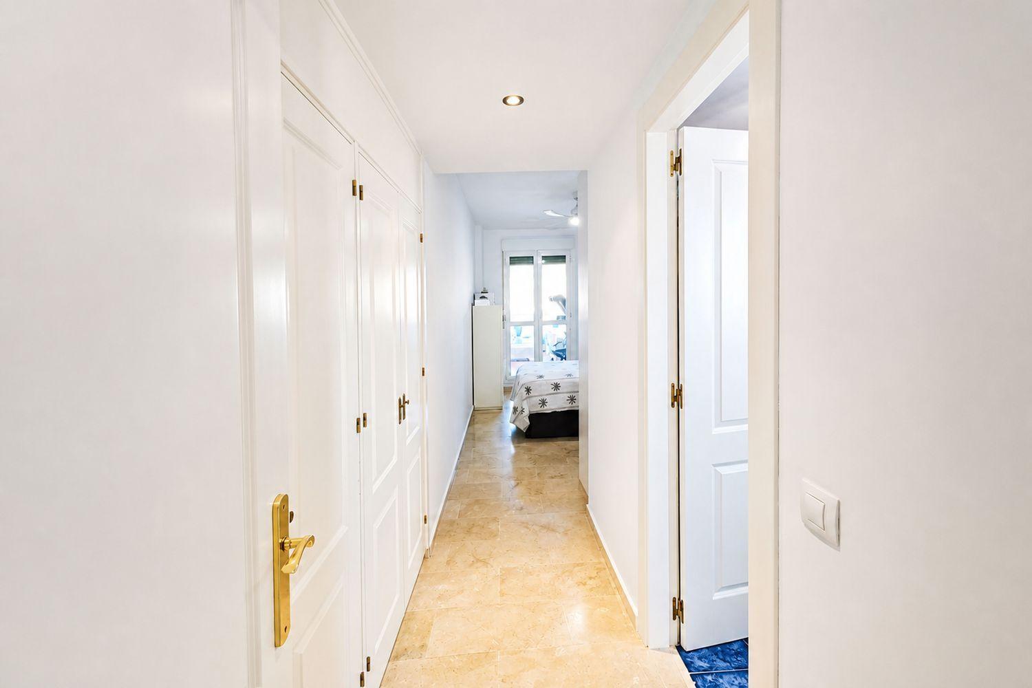 Flat for Sale in Manilva