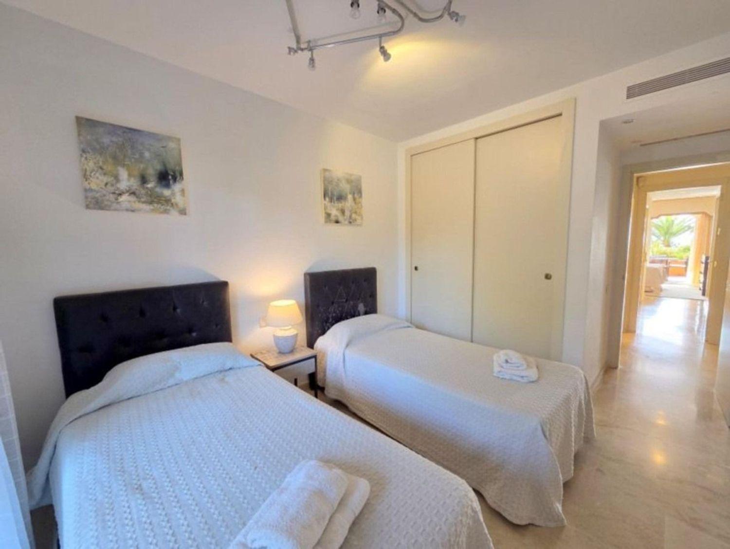 Flat for Sale in Manilva