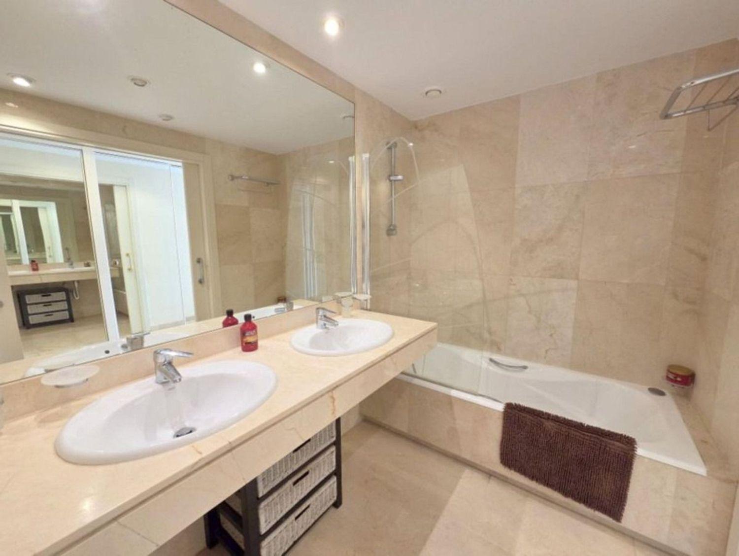Piso en Venta en Manilva