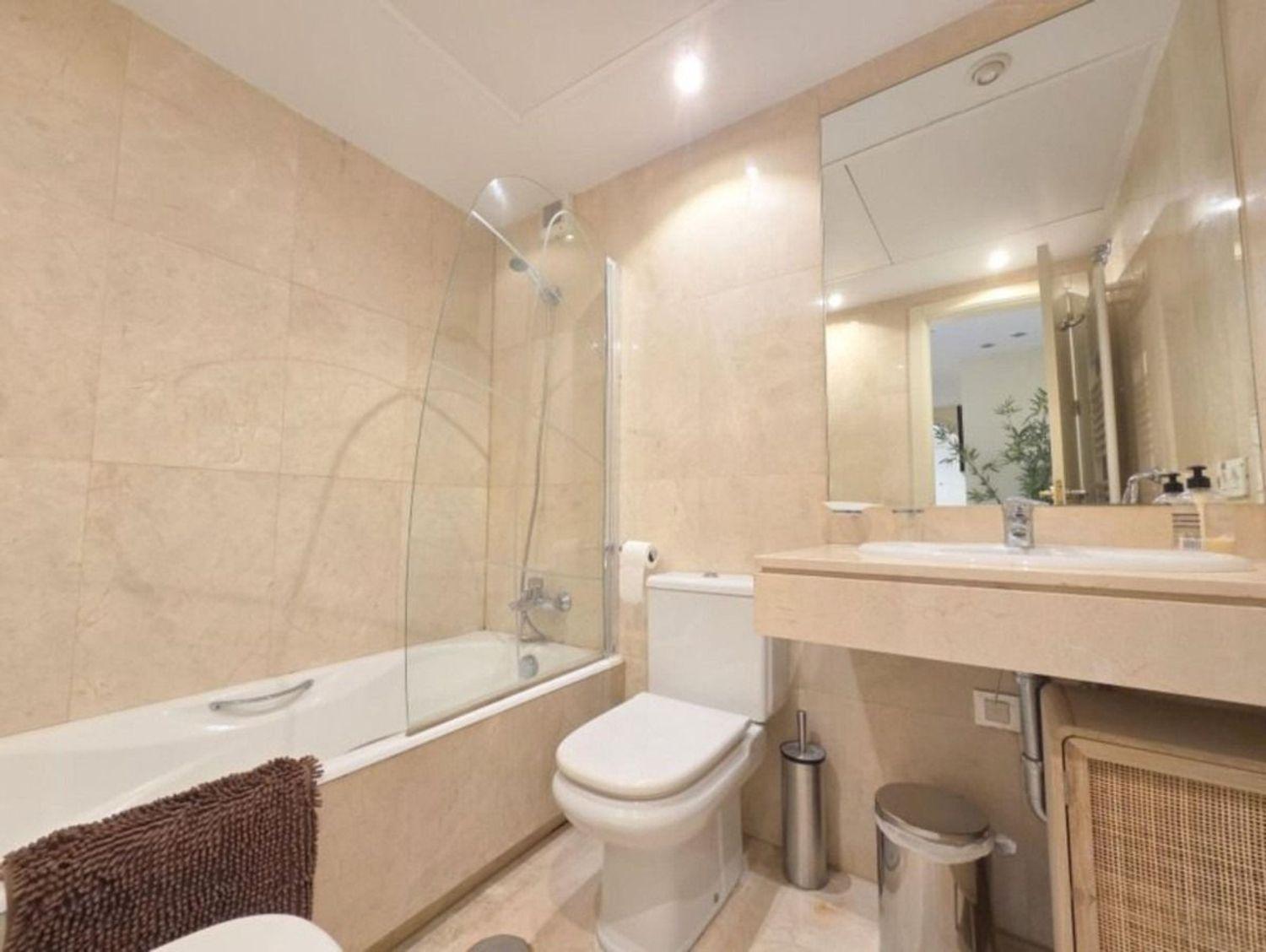 Flat for Sale in Manilva