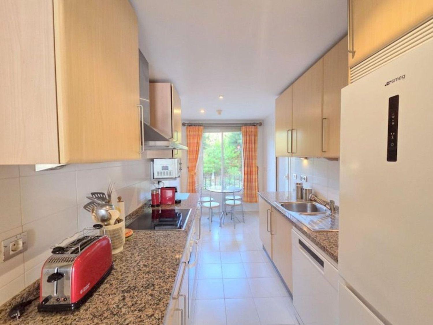 Flat for Sale in Manilva