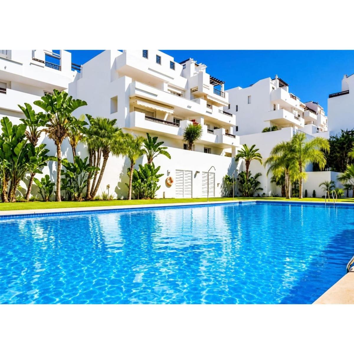 Ático en Venta en Estepona