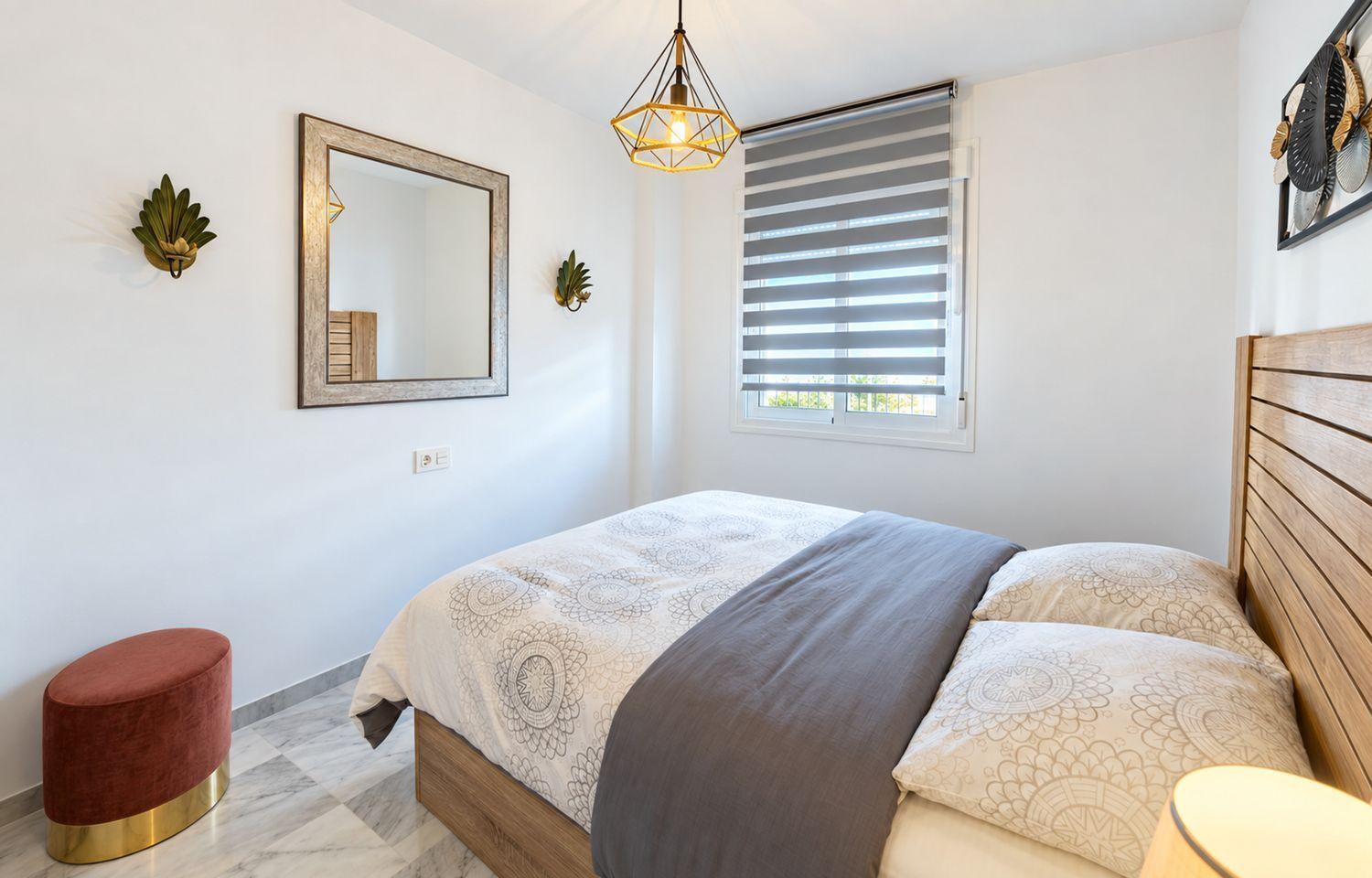 Flat for Sale in Casares
