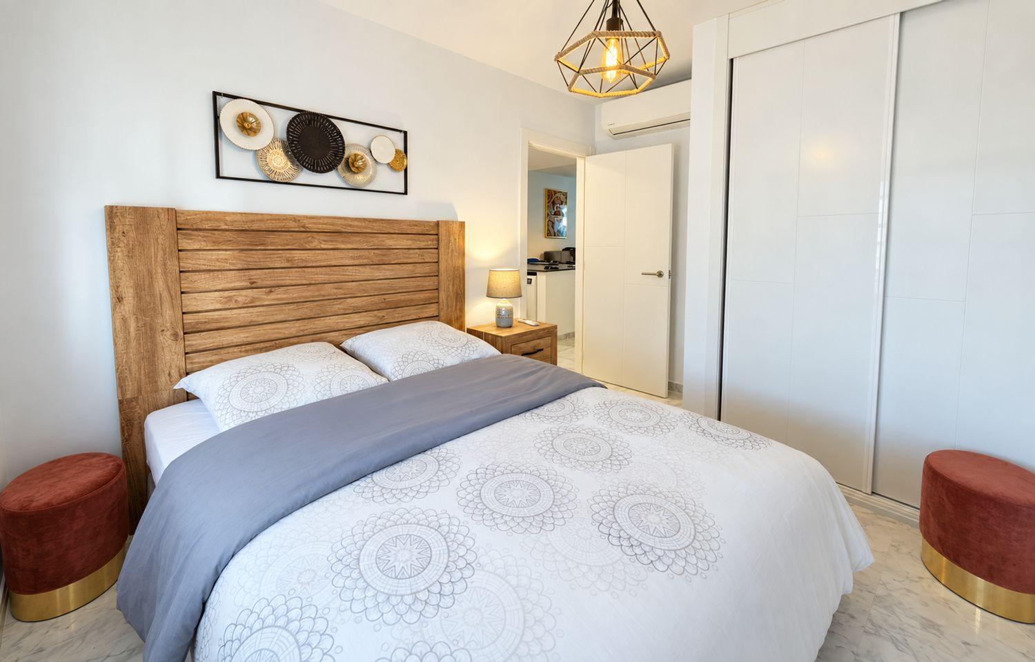 Flat for Sale in Casares