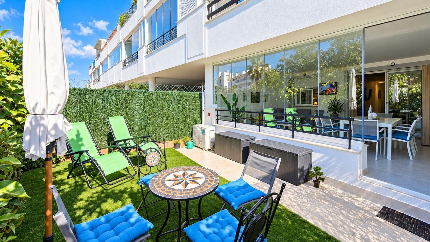 Flat for Sale in Casares