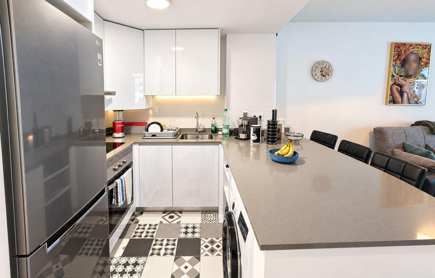 Flat for Sale in Casares
