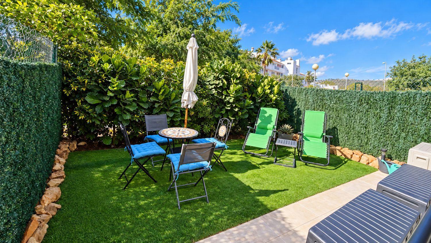 Flat for Sale in Casares
