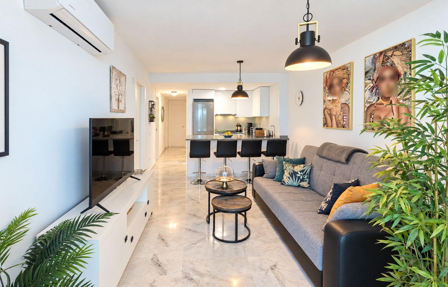 Flat for Sale in Casares