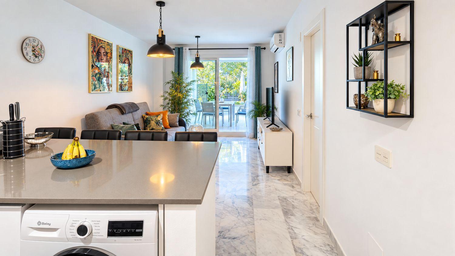 Flat for Sale in Casares