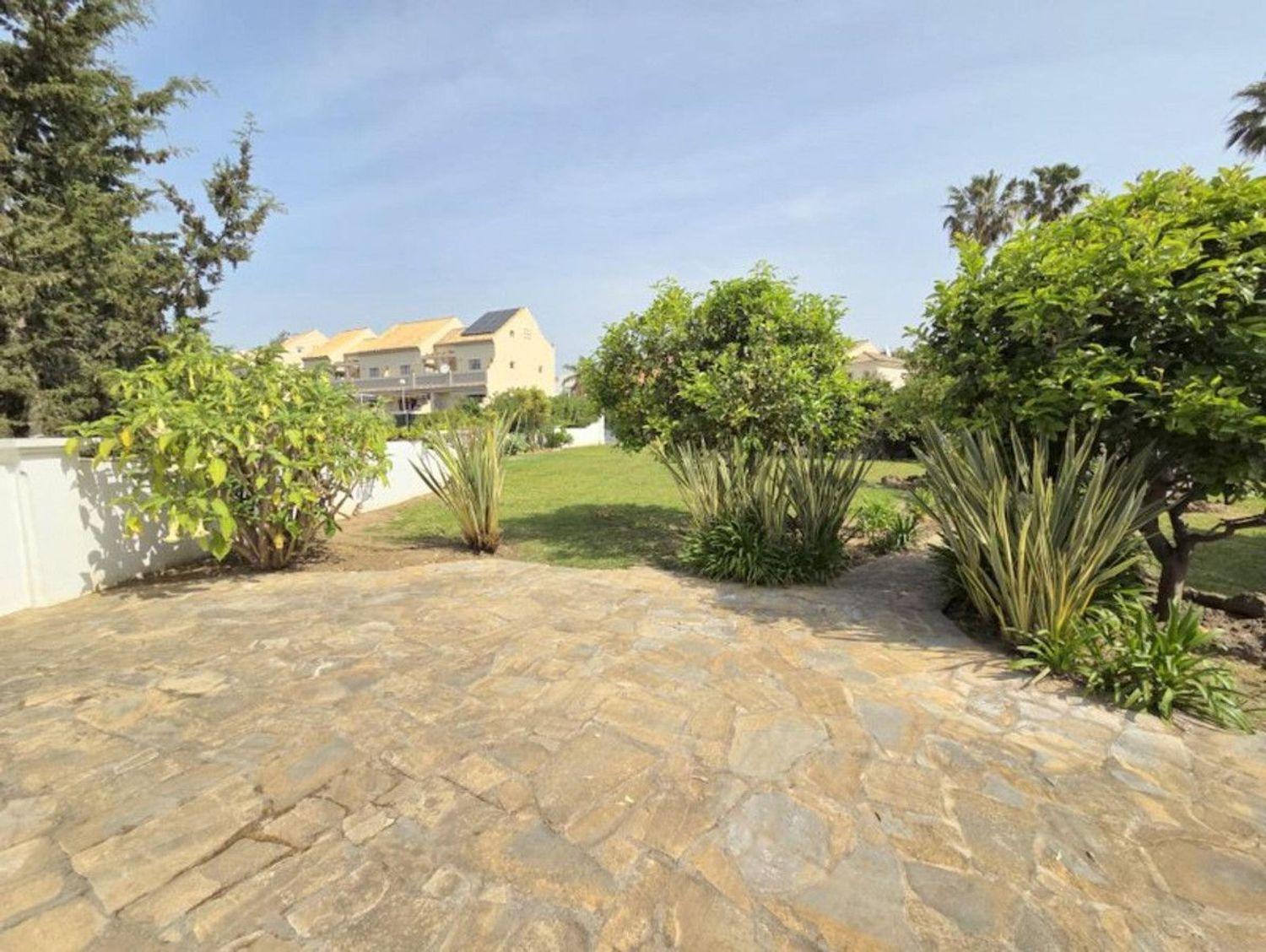 Plot for Sale in Manilva