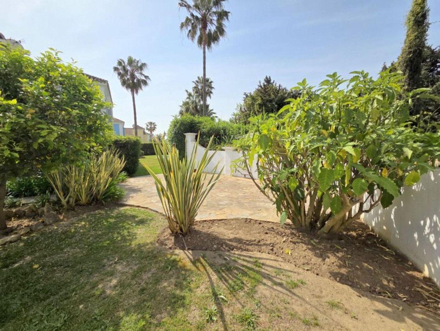 Plot for Sale in Manilva