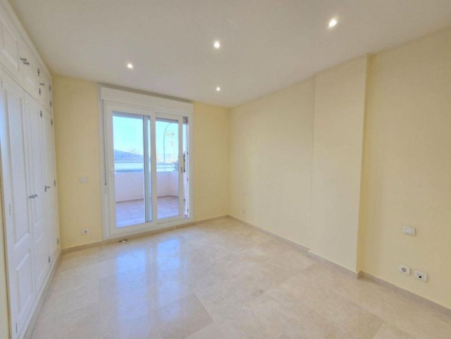 Piso en Venta en Manilva