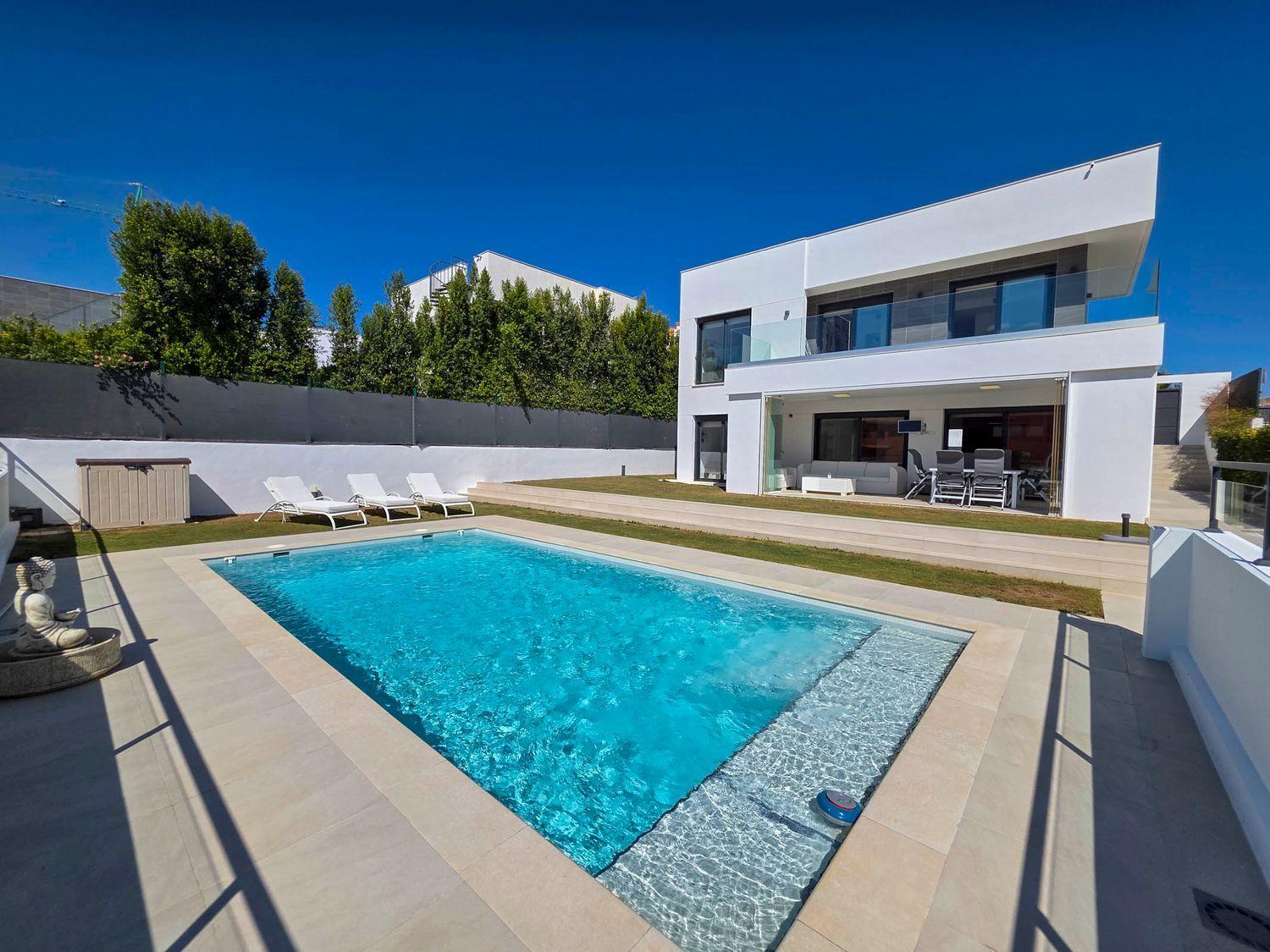 Casa en Venta en Manilva