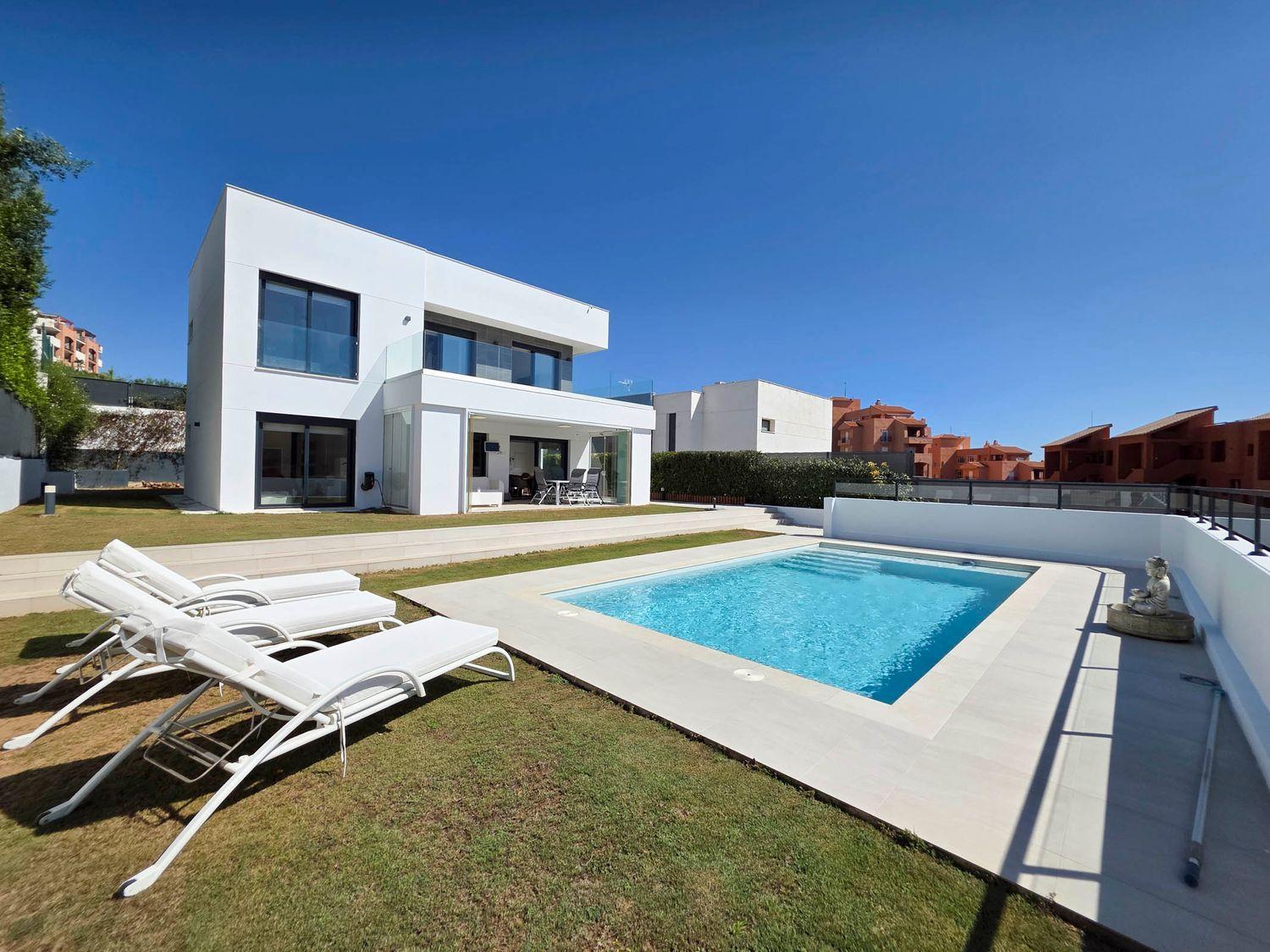 Casa en Venta en Manilva