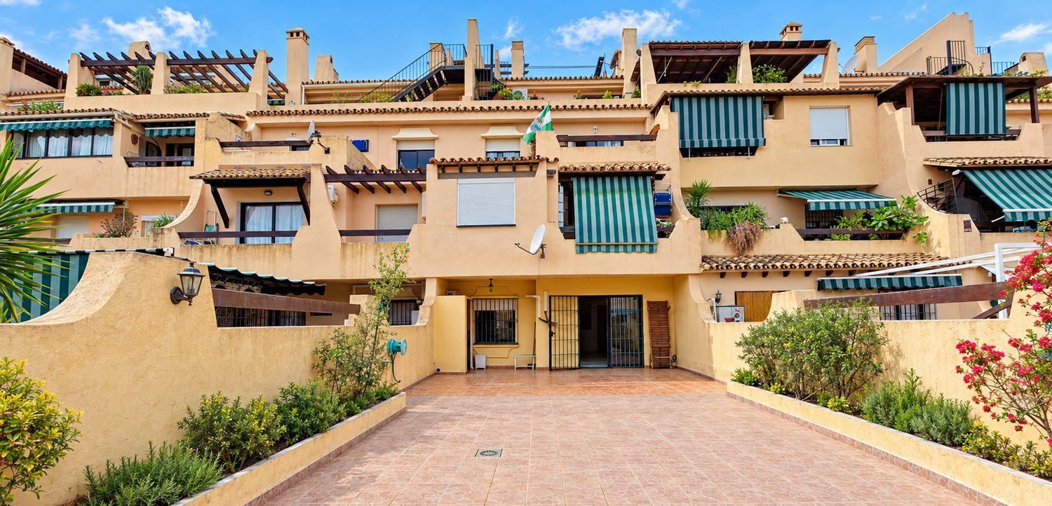 Flat for Sale in Estepona