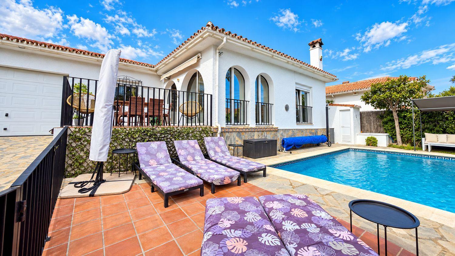 Casa en Venta en Manilva