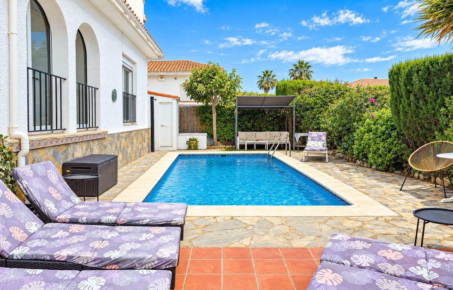 Casa en Venta en Manilva