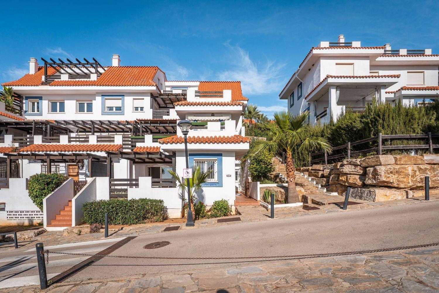 Flat for Sale in Manilva