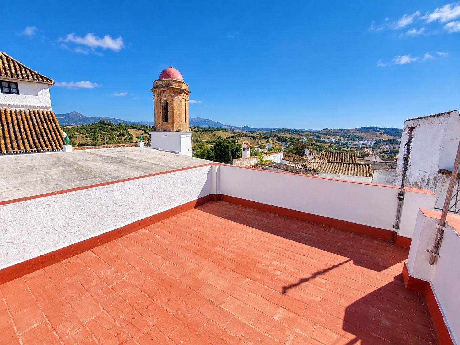 Penthouse for Sale in Jimena de la Frontera