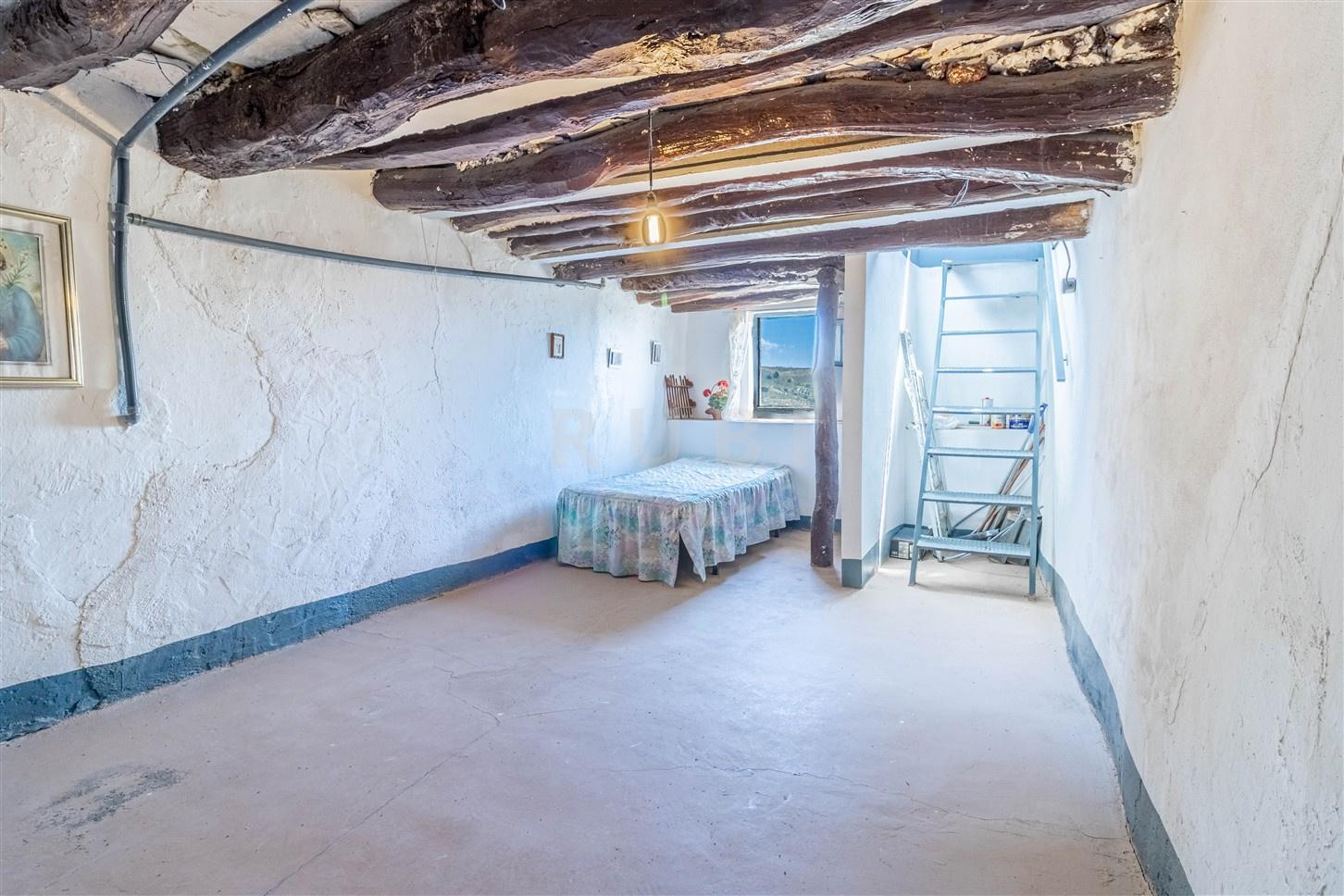 House for Sale in Bérchules