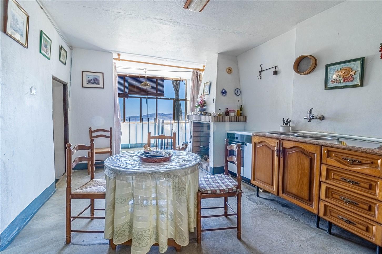 House for Sale in Bérchules