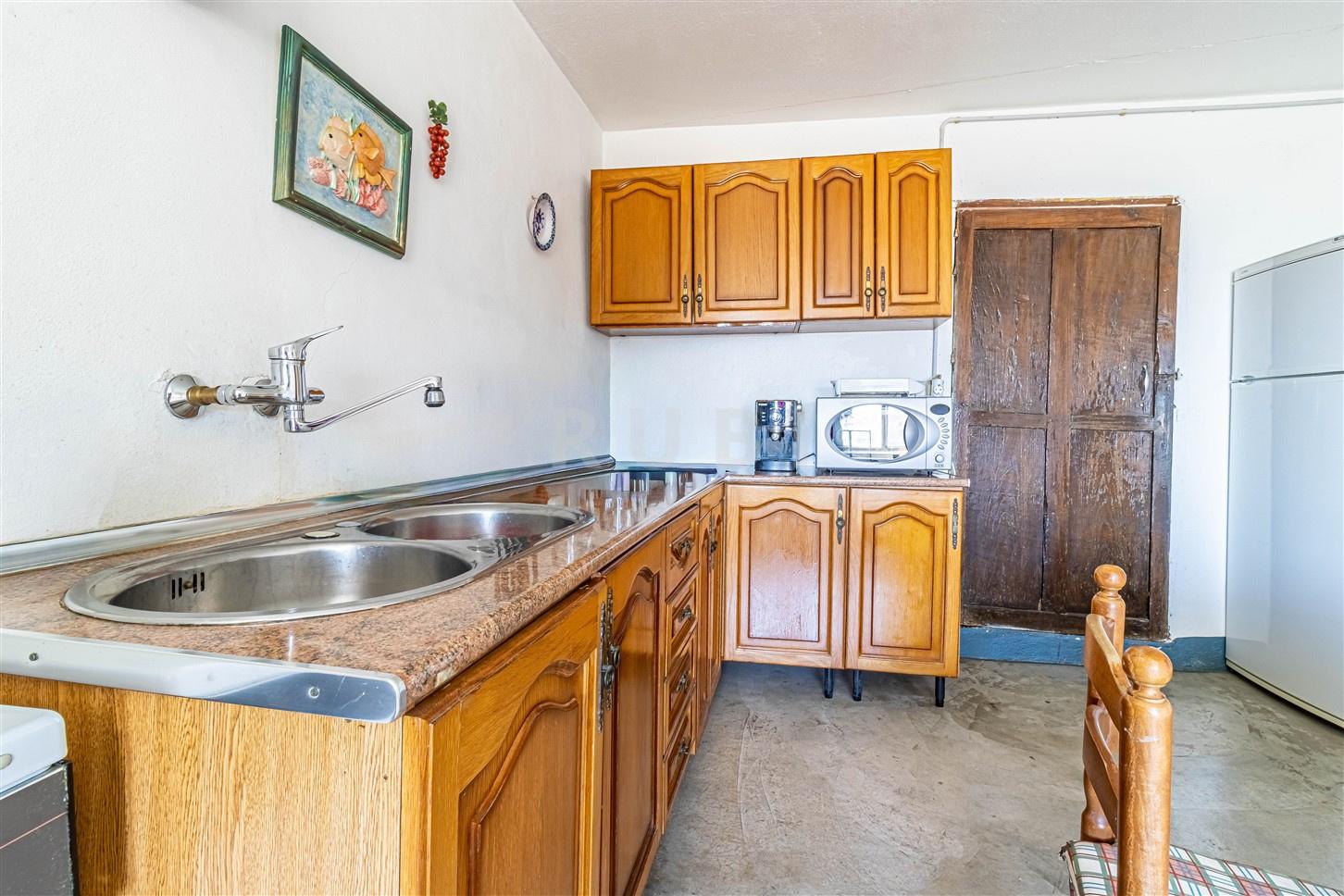 House for Sale in Bérchules