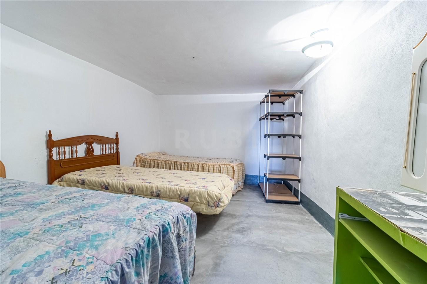 House for Sale in Bérchules