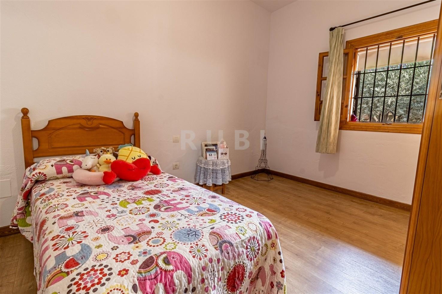 Villa for Sale in Órgiva