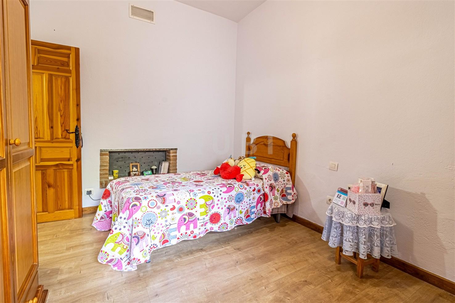 Villa for Sale in Órgiva