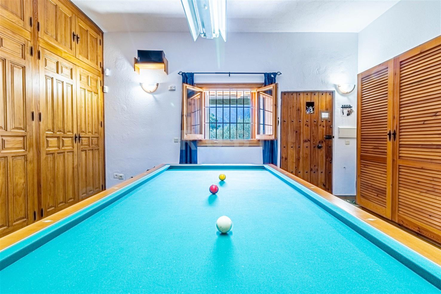 Villa for Sale in Órgiva