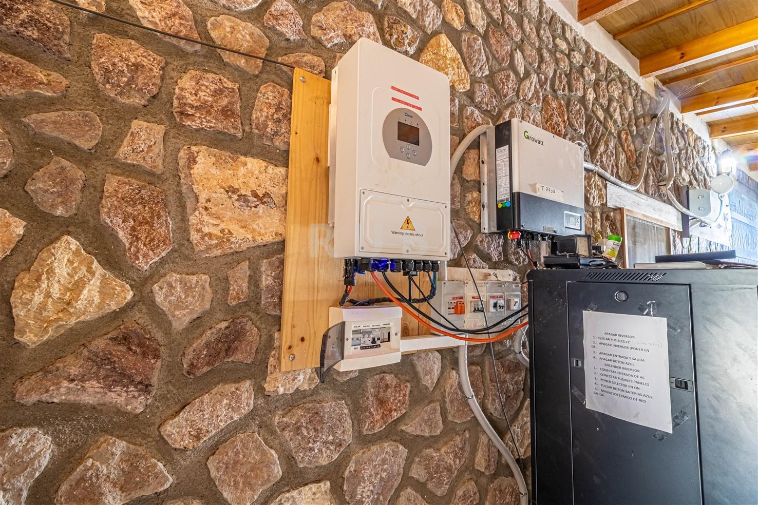 Villa for Sale in Órgiva