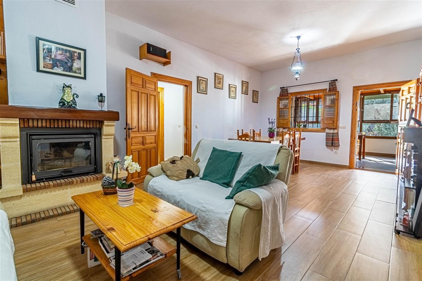 Villa for Sale in Órgiva